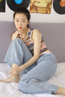很黄很黄的喂奶小说